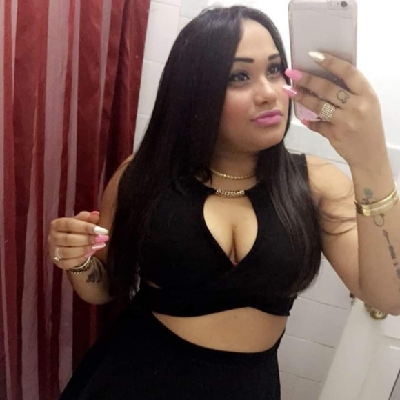 Meet your Posher, Reyes - Picture 1 of 1